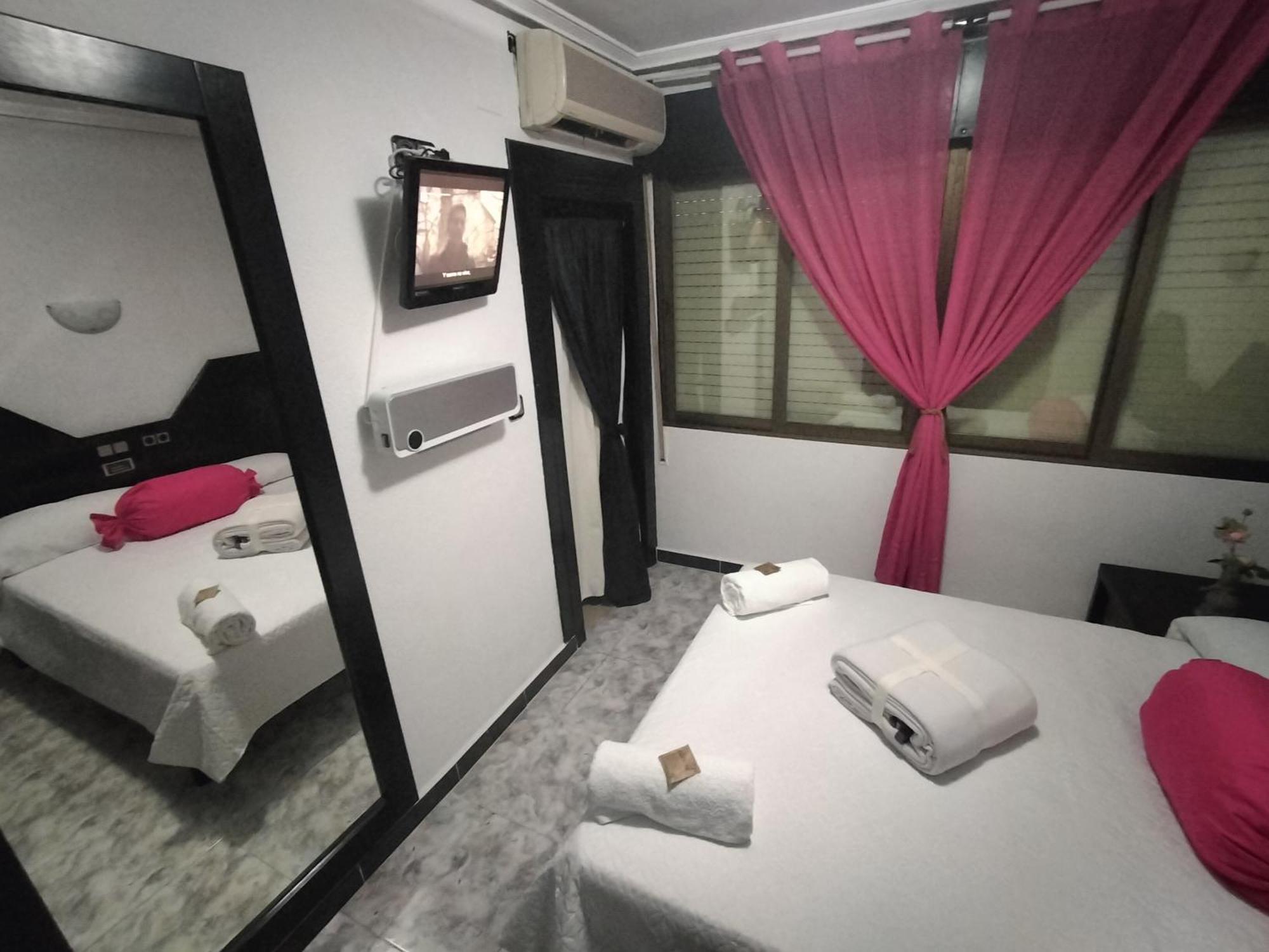 Hostal New York City Sonseca Eksteriør bilde