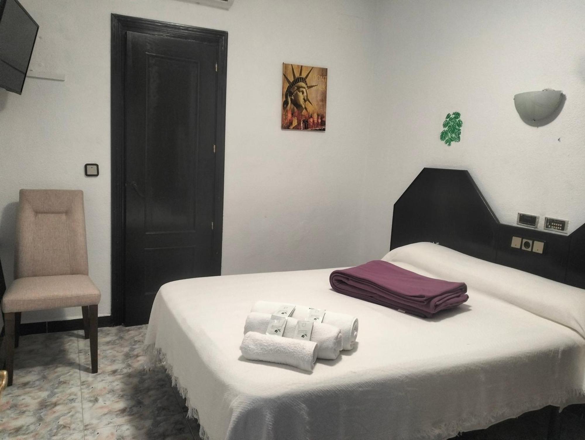 Hostal New York City Sonseca Eksteriør bilde